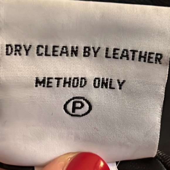 Pamela McCoy Black Studded exquisite leather jacket - Picture 13 of 13